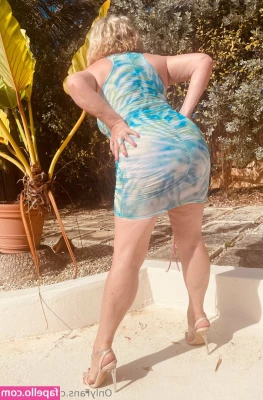 LJHotwife - White toes