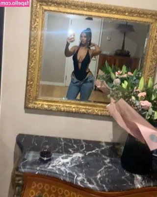 Maya Jama [ maya-jama ] - Girly pink
