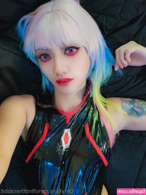 FindTheRabbit - Send messages if you wonder about prices for pics and vids