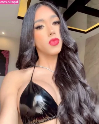 Lizarely Jordan [ lizarely-jordan ] - swipe