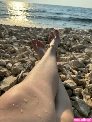 lucytisane [ lucytisane-2 ] - Hottest Brazilian in hot place  Mount Isa