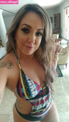 Alessandra Maia [ alessandra-maia ] - A little peak into my Monday and damn I was horny all day  Also Im