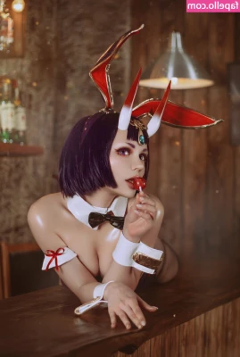 Alcololi - POV you're doing a photoshoot for me and I start taking off my top