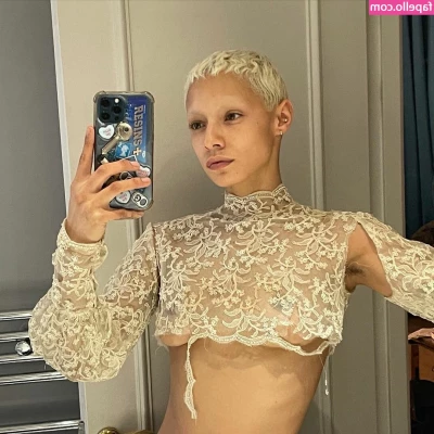 uglyworldwide - I’ve been having way too much fun with this toy 🤤💕 I love how