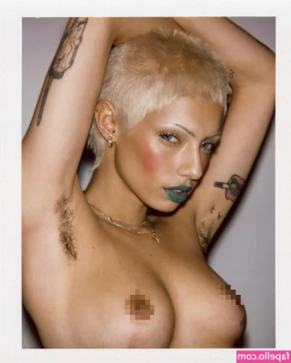 uglyworldwide - Woke up in the am pm Sitting naked on the Balcony good day to Busts a