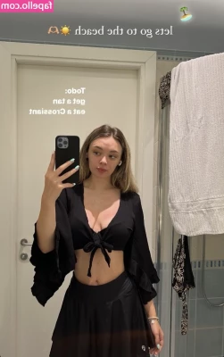 alohaleyla - Join me? 💋