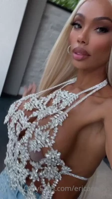 ericamena - Una vaquerita sexy   A sexy cowgirl