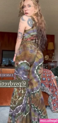 Mushbugs - This isn t just solo teasing anymore  Things got slippery  loud  and
