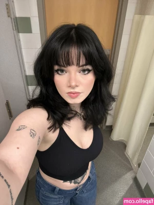 Extragal - Howdy cutie 10/10 x 34 photos this post x <3 hope you all have a
