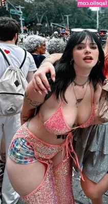 Extragal - Should l take my skirt off?😏