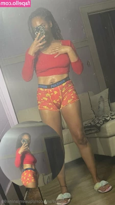 queenjanine99 - Happy humpday 😘