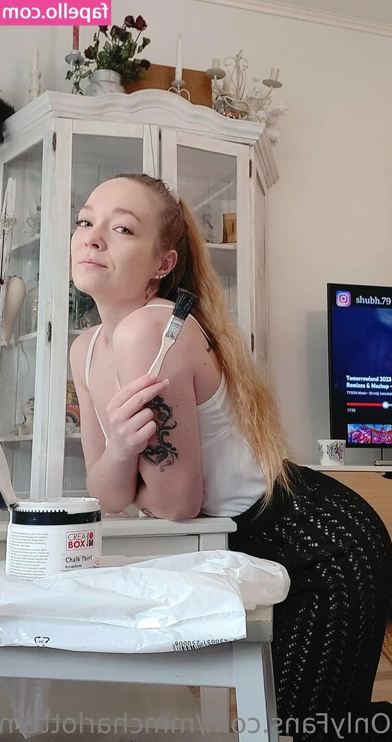 mmcharlottemm - I practice a little bit of video editing. Do not judge strictly