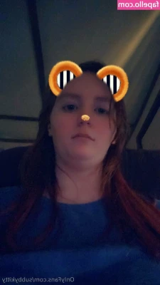 subbykitty - Your fat GF is trying to seduce you into bed with a sexy dance and