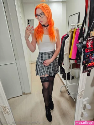 sickle_sixam [ sickle-sixam ] - wanna see my black lingerie