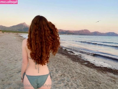 alice_redhead420 [ alice-redhead420 ] - I love the fall