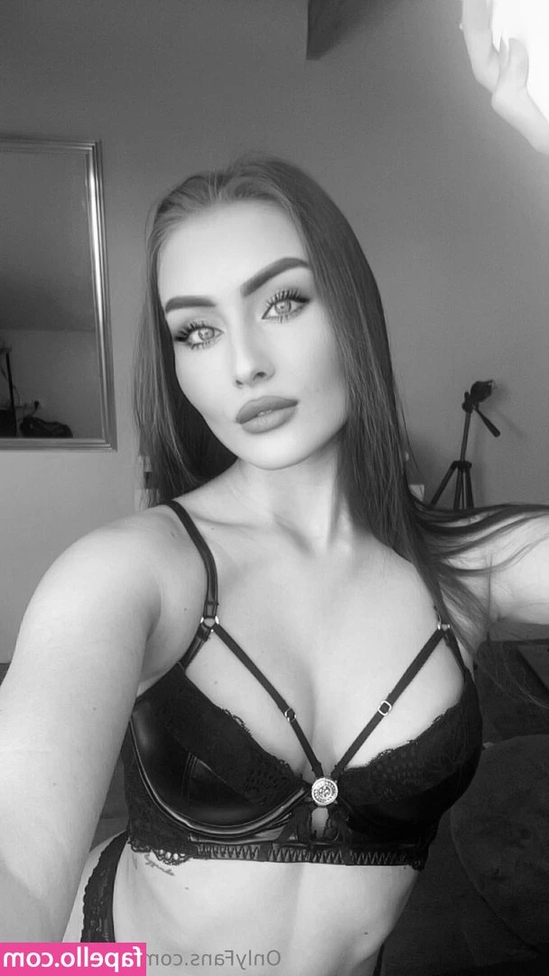 u397862514 - Surprise  strip tease How you like that  bae   cute  stripper  tease