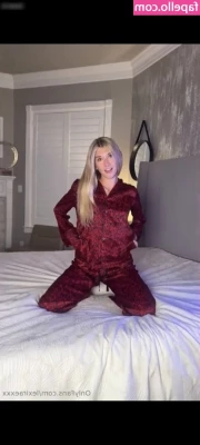 lexiraexx - Después de cada transmisión o videollamada   me quedo caliente y