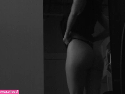 Heyitssarah [ heyitssarah-1 ] - check those dms if your still awake ​🤭