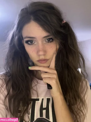 Skatie420 - nude bby x