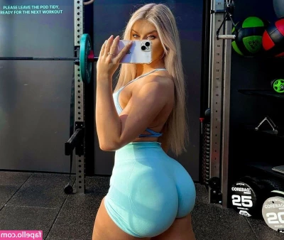 AliciaBFit - Hopefully you will have a lovely day like my cute feet