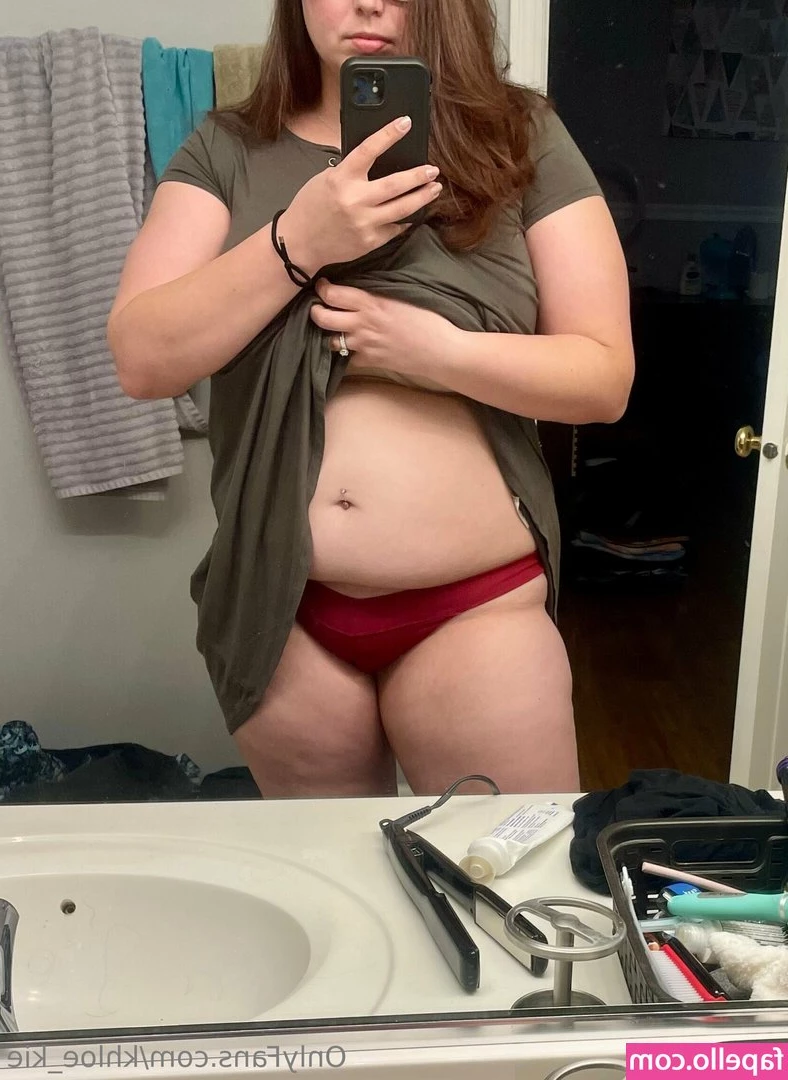 khloe_kie [ khloe-kie ] - Just copped 4 content since I had to get rid of all the stuff that I