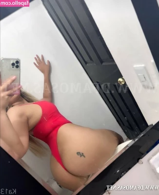 Karime Ramírez [ karime-ramirez ] - Rainbow hair don t care