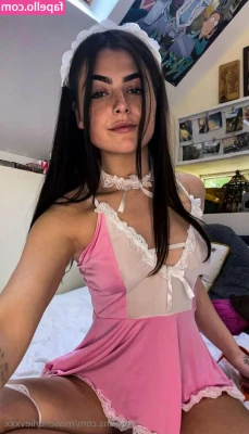 misscharlievxxx - "Make me sweat, make me hotter, make me loose my breath,make me