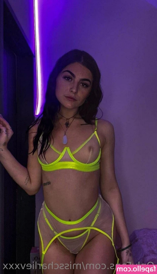 misscharlievxxx - Go like all my posts babes 😚💖