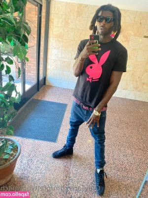 prettyboymitch - Throwing it back to summer time