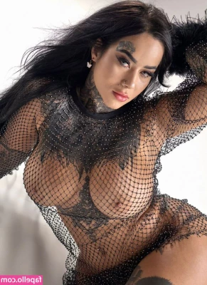 Nya Blu [ nya-blu ] - Who wants to see me slide this bra off? 😛❤️