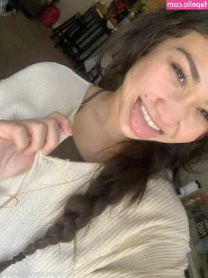 xoxokeiko - I wanted to have a New Years Eve video, but I forgot I gotta dye my