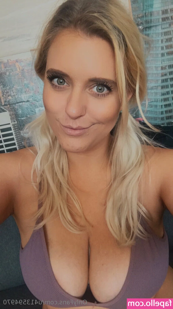 lolabunnyfree - What would you like to do in the next live stream?
