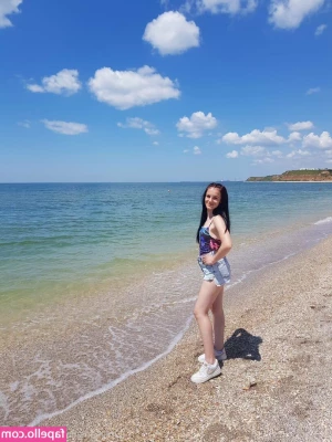 federica.ita [ federica-ita ] - Benden oral seks ister misin    Do you want a blowjob from me