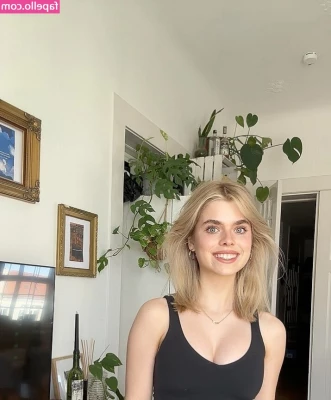 Theresa.vth [ theresa-vth ] - HAPPY TITS OUT TUESDAY!!  Naughty video Coming soon!!