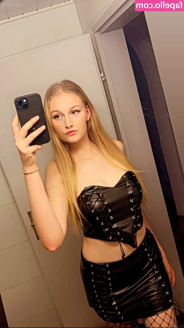 Leonie.m [ leonie-m-1 ] - I'm so tired boss, when are we gonna give break? 😺 Here is a
