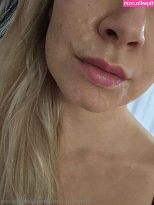 momssecretsfree - Why don’t you cum and eat this little pussy..? 🥵