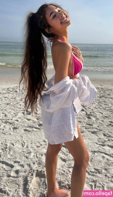 Haley Gosserand [ haley-gosserand ] - I know you'd love that little thing I do with my tongue when it