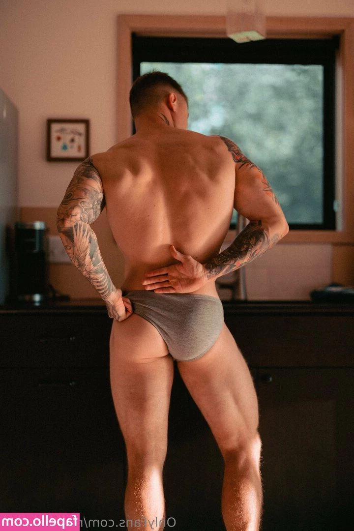 rostrailerfree - Pull down my little thong  smell it  make me yours