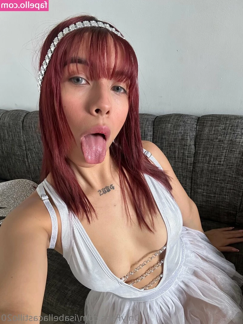 isabellacastillo20 - 😈🤤 Hi daddy, send a $15 tip and receive ONE of these 5 options