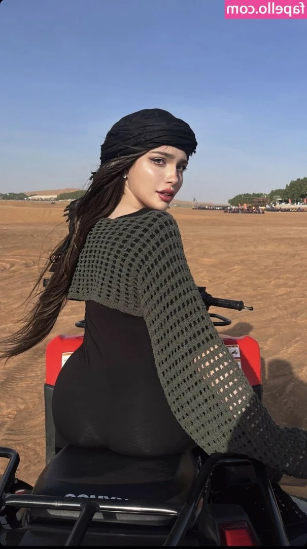 Mahiye Selin [ mahiye-selin ] - nola_angel NOW wet  She loves having her juicy ass squeezed  This