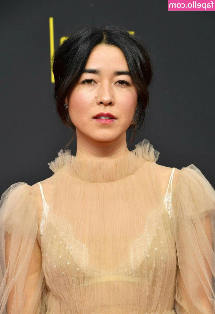 Maya Erskine [ maya-erskine ] - Essa pulsada me mata