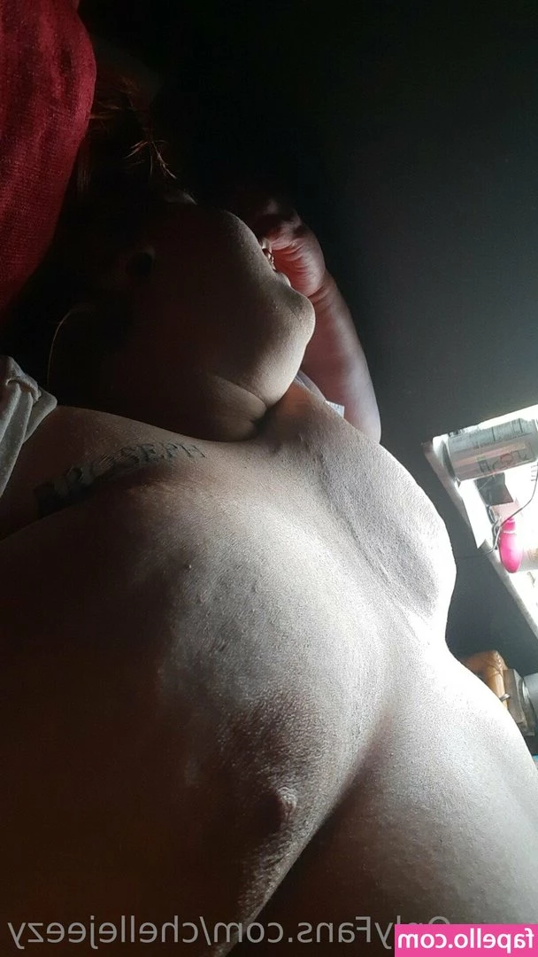 thisismyonlyfans - Here s a 1 minute unedited video of me pleasuring myself  for your