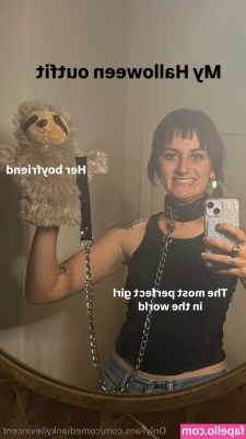 ashtrayprincess - cum play with my cock  i want you to hold it