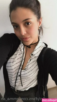 emma_ah [ emma-ah ] - Quiero aprender lo que te gusta    Me enseñas  Dime por mensaje lo