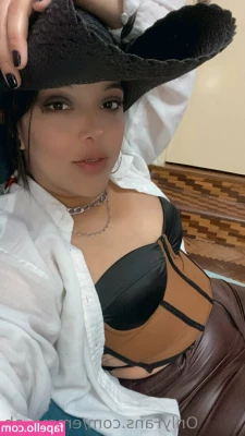 emma_ah [ emma-ah ] - let me soak into your mind as you melt away all your thoughts