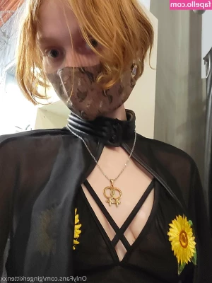 gingerkittenxx - 🍑 what do you imagine my booty tasting like?