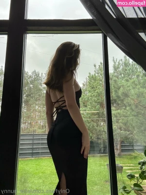 ellie_hunny [ ellie-hunny ] - Pretty new toy 🤤😍