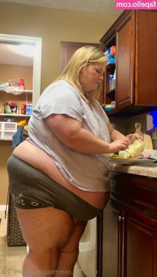 thisguythatgirl7_2.0 [ thisguythatgirl7-2-0 ] - Quick bts video with Maya Bijou