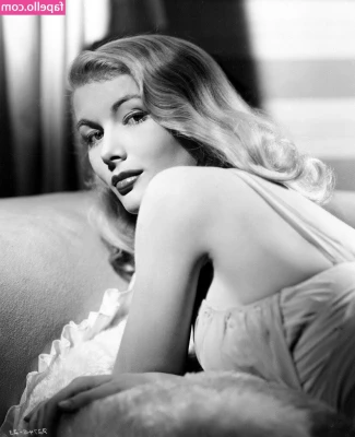 Vintage Sexy Celebs [ vintage-sexy-celebs ] - Lard appreciation… Happy #tummytuesday guys!