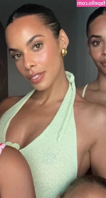 Rochelle Humes [ rochelle-humes ] - good morning~! I have some sleepy smiles & wiggles for you 